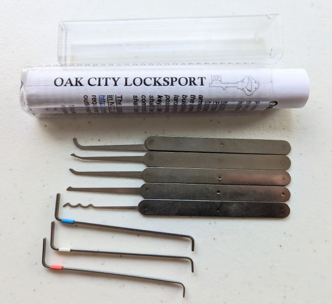 File:PXL 20230416 210357390.jpg